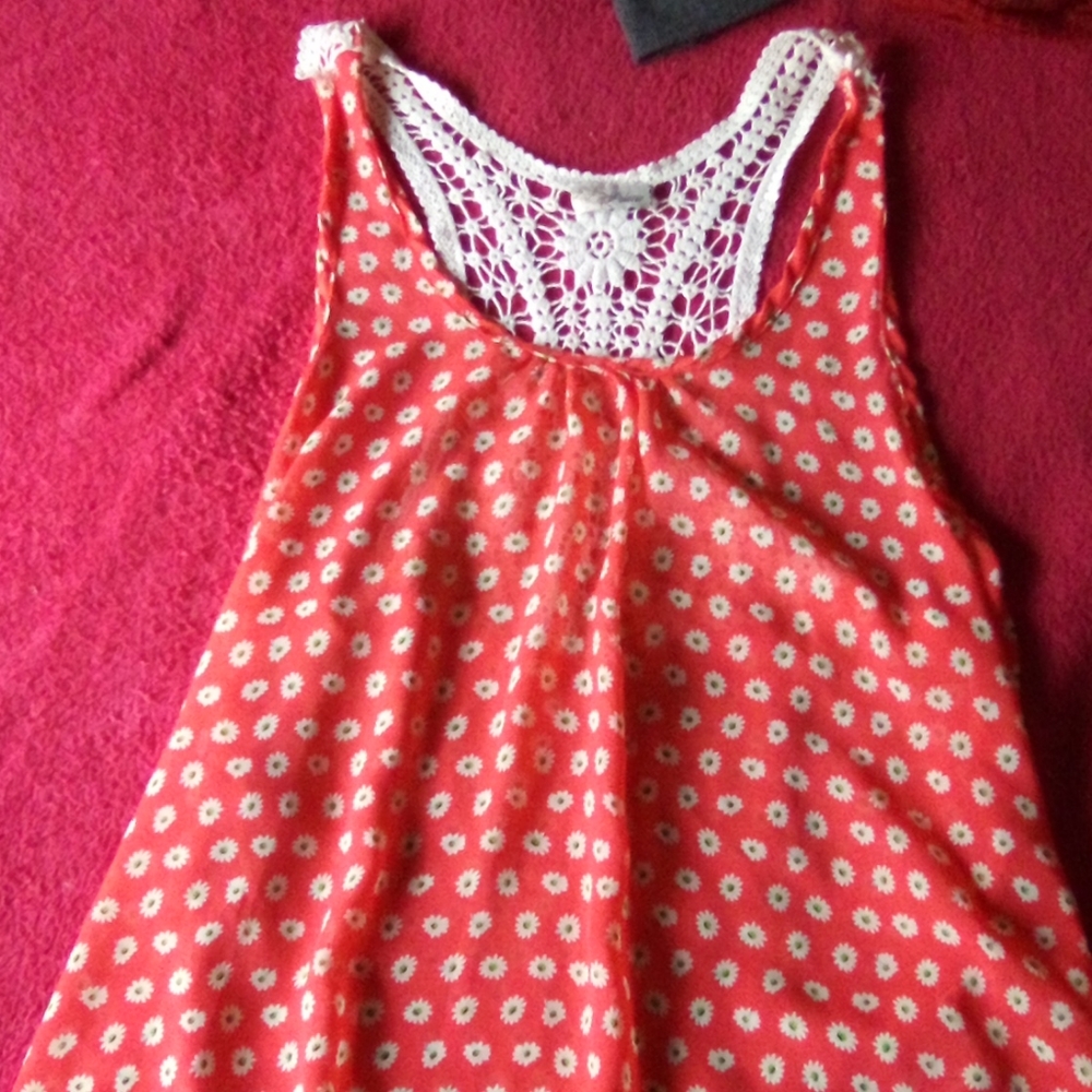 Flower blouse ( Size M)